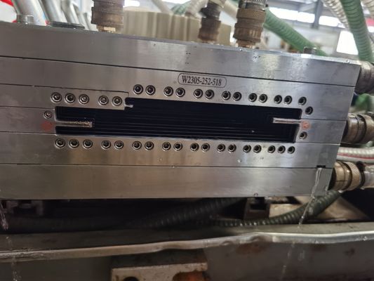 インテリア装飾 3Cr17素材でカスタマイズされたサイズのためのWPCドアフレーム模具
