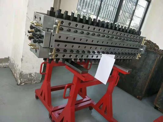 1000mm Wide P20 オーダーメイド家具板の生産のための単チャンネル模具