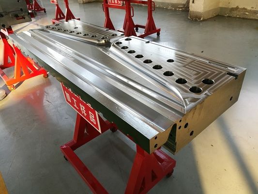 1000mm Wide P20 オーダーメイド家具板の生産のための単チャンネル模具