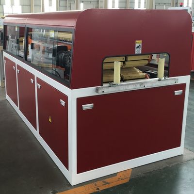 二重螺旋プラスチックPE WPCデッキプロファイル製造機械 150-200kg/h 容量