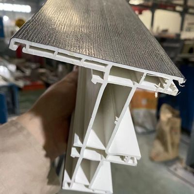 AutoCAD デザイン ソフトウェアのPCV 窓プロフィール 模具を作るマシン