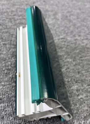 EKO UPVC プラスチックプロフィール 顧客サイズ 1 穴 PVC エクストルーション 模具で製造