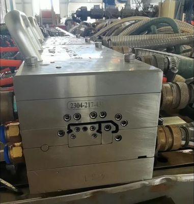 カスタムドアのエッジバンドでUPVCプラスチック模具のためのAutoCADデザインとシルバー仕上げ