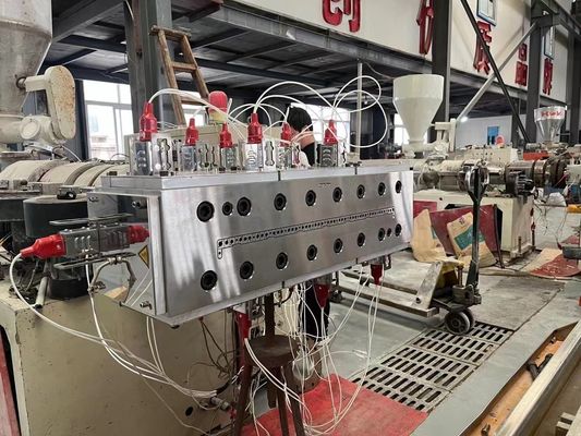 販売者 UPVC家用製品 窓辺パネルの模具 エクストルーション 模具模造