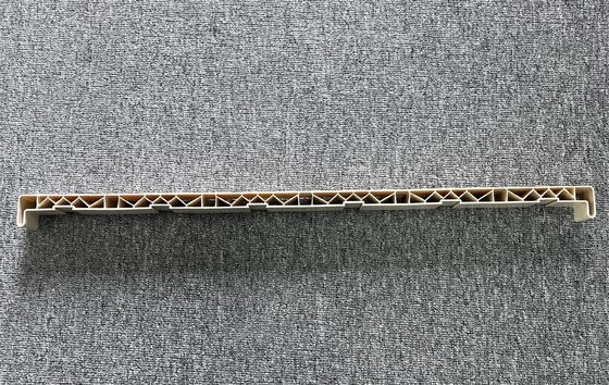 3CR17 模具材料 PVC プロフィール 精密なツインスクリューエクストルーダー形状のための模具