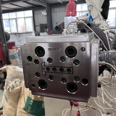 家電用製品のための最先端のPVC窓とドアプロファイルの挤出機