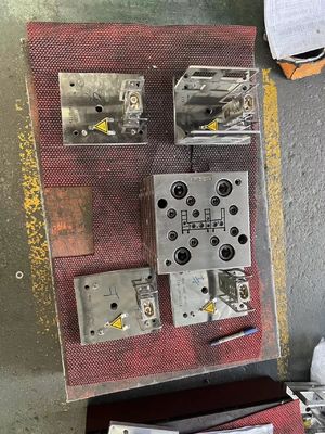 3CR17 模具材料の製造と設計