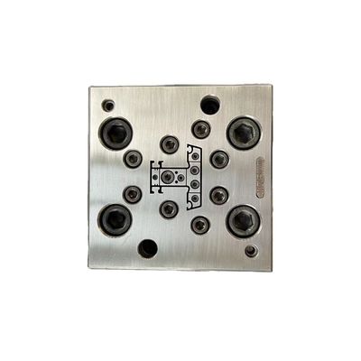 シルバーPVCエクストルーションマート/模具 オートCADと精密生産のために設計