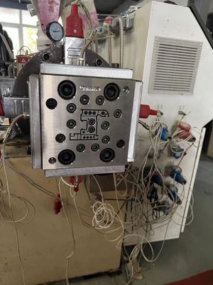 AutoCAD設計UPVCストレッチシールフィルム LEDトラック付き産業用アルミニウムプロファイル