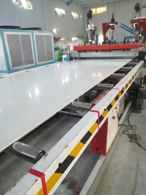 製造されたPVC泡板/挤出模具の表面処理