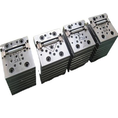 1 プロフェッショナルなPVCエクストルーション窓プロファイルの模具のための空洞家用製品模具