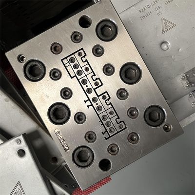 模具空洞 1 PVC窓プロファイル 挤出模具 ドアと窓のプラスチックプロファイル