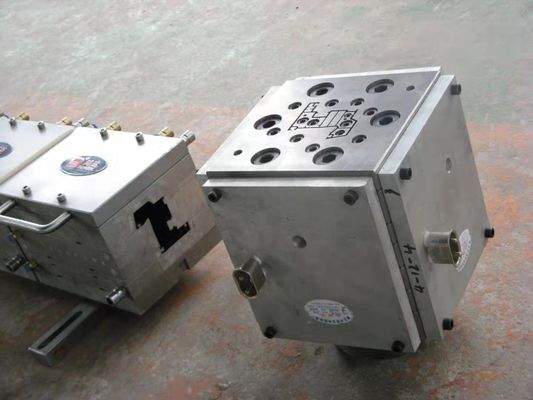3CR17 窓やドア部品の挤出のための模具材料PVCプロファイルの挤出