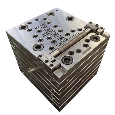 窓とドア家用製品の模具のためのプロフェッショナルデザインPVCプロファイル