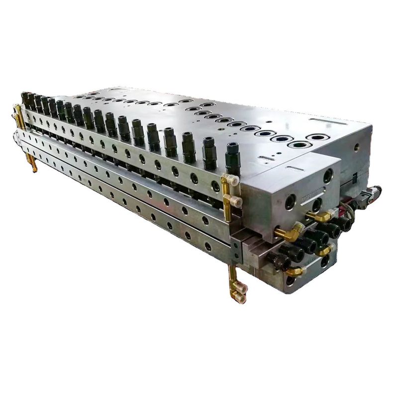 3CR17 模具材料 PVC プロフィール 精密なツインスクリューエクストルーダー形状のための模具