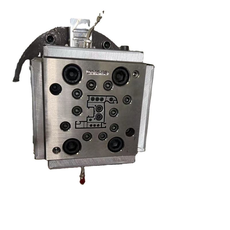 家庭用製品 UPVC窓ドアプロファイル製造機械のための模具外出模具