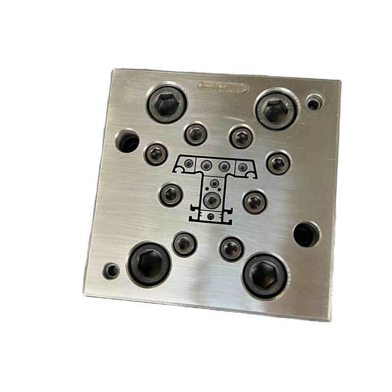 プロフェッショナルPVCプロファイル 家庭用製品の模具のための窓エクストルーション模具型マートヘッド